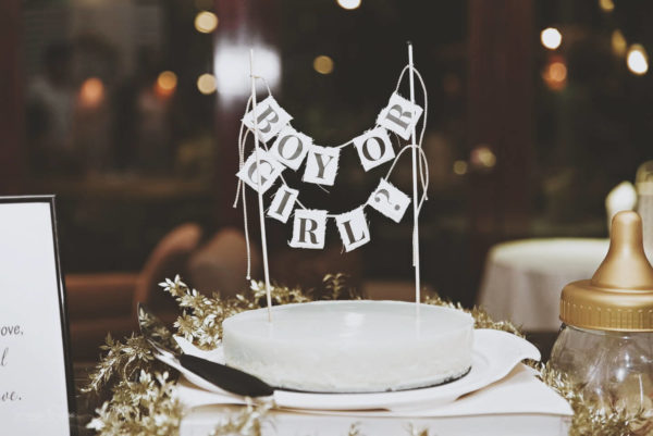 gold-and-white-gender-reveal-cake-banner