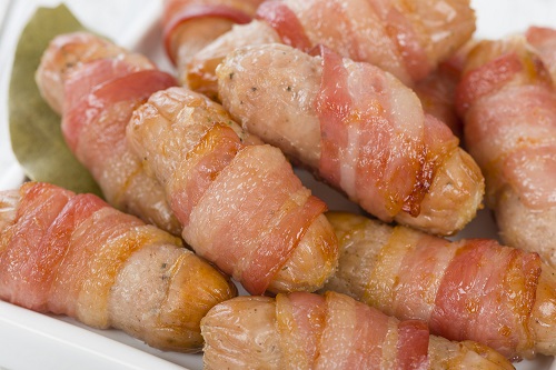 simple-baby-shower-food-ideas-sausages-wrapped-in-bacon