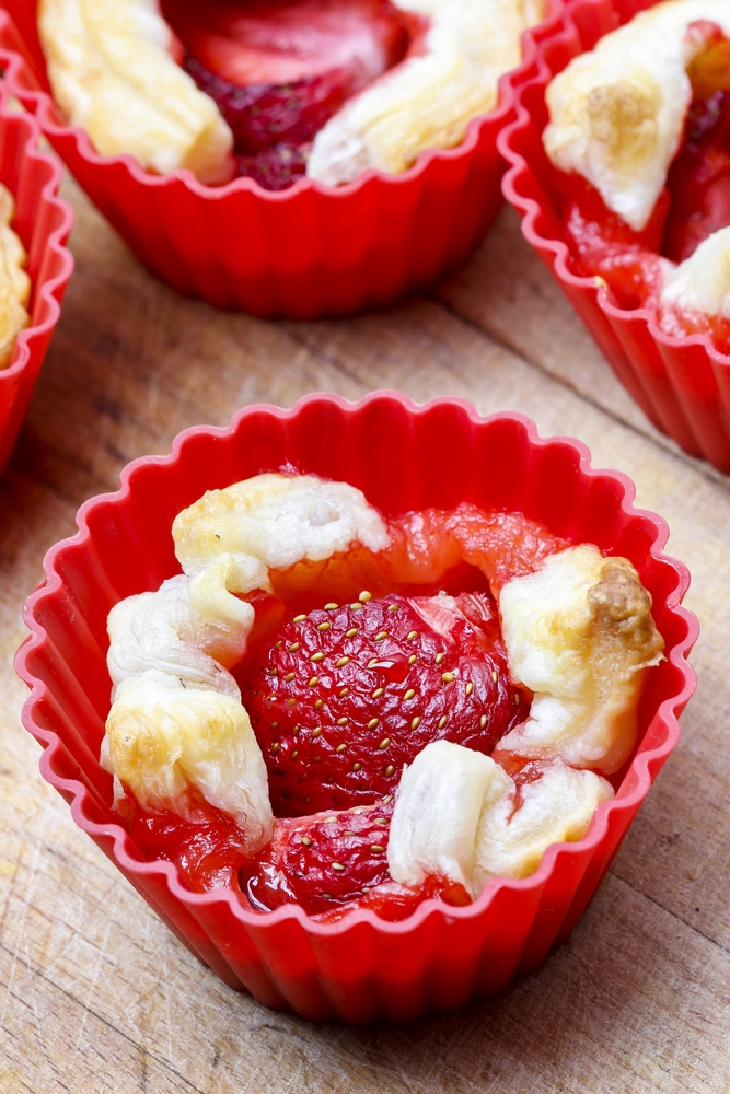 Making Strawberry Jam Croissant Cookies recipe