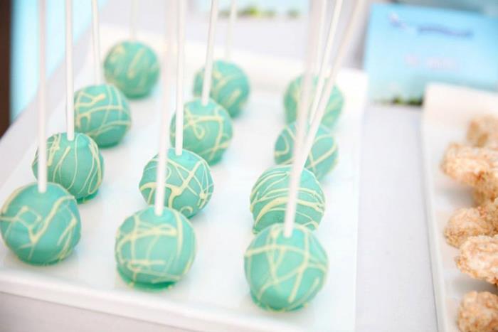 airplane cakepops