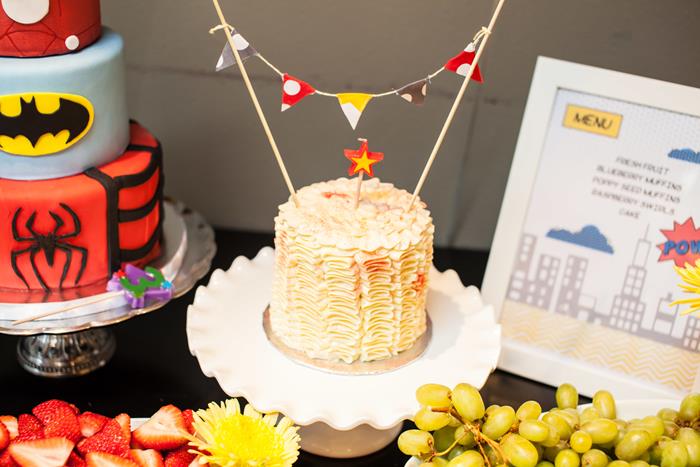 wonder woman star cake
