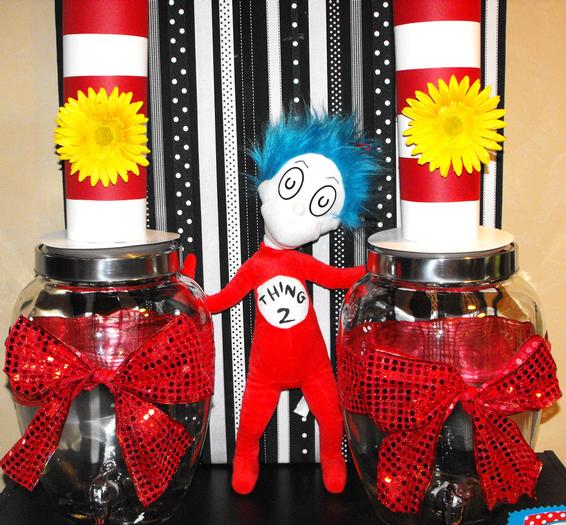 Dr Seuss baby shower via babyshowerideas4u.com 2