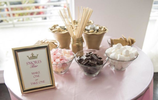 smores bar, make one or take one, sign