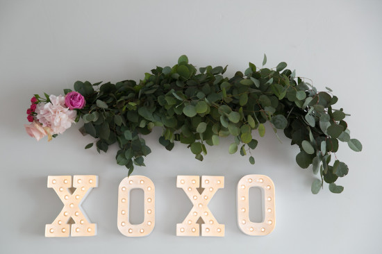 xoxo baby shower decoration
