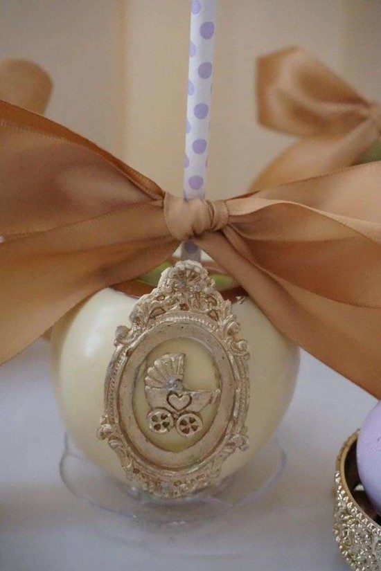 Elegant-Yellow-and-Purple-Baby-Shower-Golden-Art-Decor