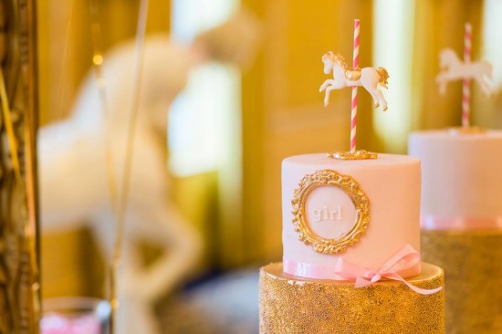 Golden-Carrousel-Babyshower-Cake-Horse-Gold