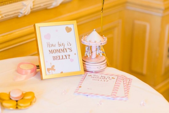 Golden-Carrousel-Babyshower-Games-Decorations