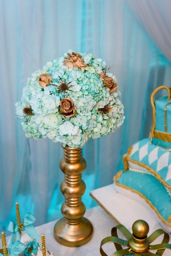 Golden-Glamorous-Prince-Baby-Shower-Flowers