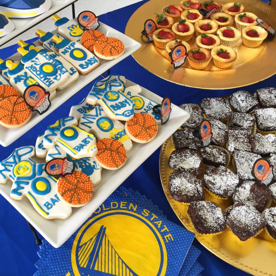 Golden-State-Warriors-MVP-Baby-Shower-Bottle-Cookies