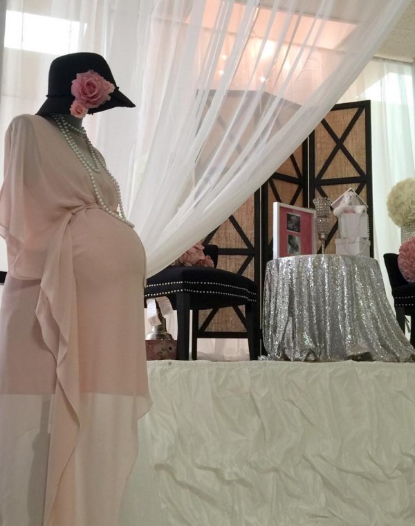 Modern-Chic-Chanel-Baby-Shower-Mannequin