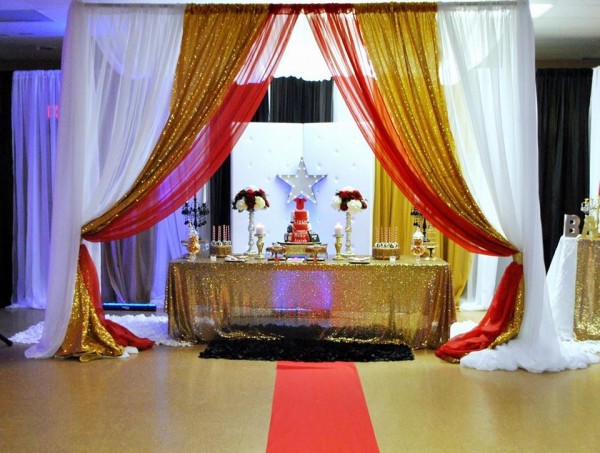 Chic-Hollywood-Red-Carpet-Baby-Shower-Desserts