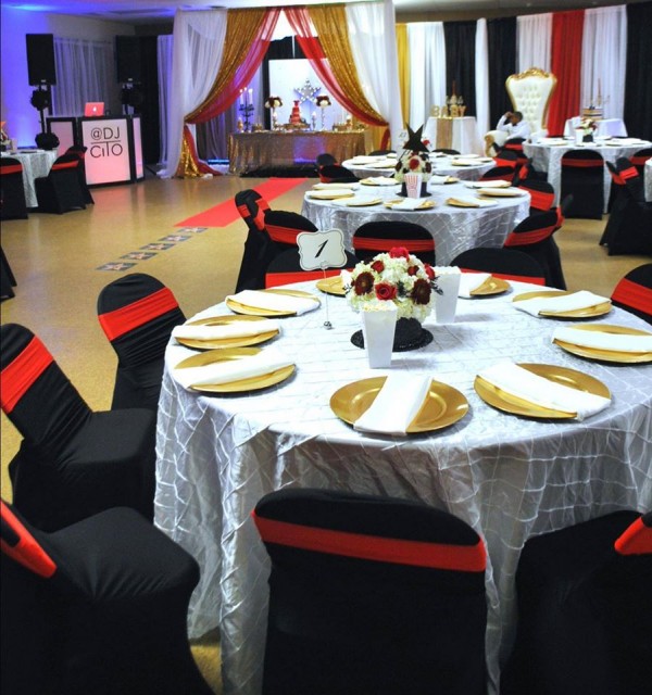Chic-Hollywood-Red-Carpet-Baby-Shower-Guest-Seating