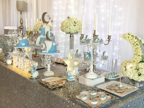 Elegant-Twinkle-Twinkle-Little-Star-Dessert-Table-Decor