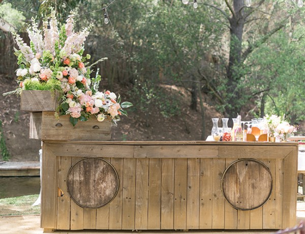 Floral-Chic-Outdoor-Baby-Shower-Beverage-Counter