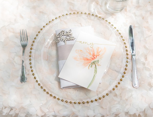 Floral-Chic-Outdoor-Baby-Shower-Place-Setting