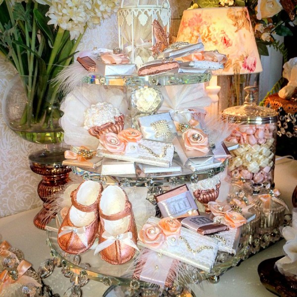 Floral-Copper-Baby-Shower-Chocolates