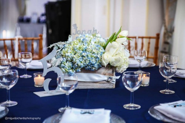 Sophisticated-Mustaches-And-Bows-Baby-Shower-Guest-Seating