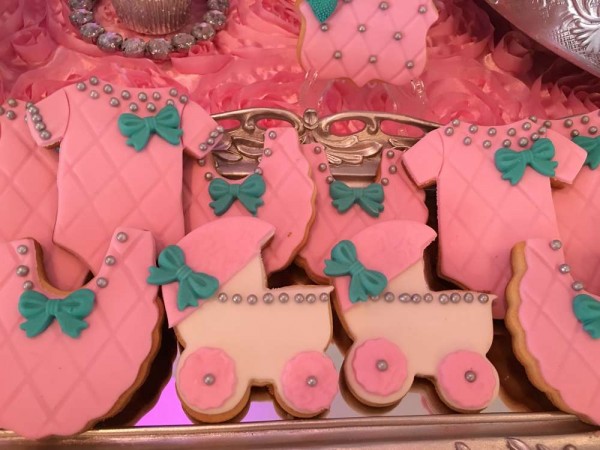 Teal-And-Pink-Modern-Chic-Baby-Shower-Sugar-Cookies