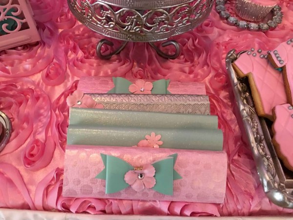 Teal-And-Pink-Modern-Chic-Baby-Shower-Wallets