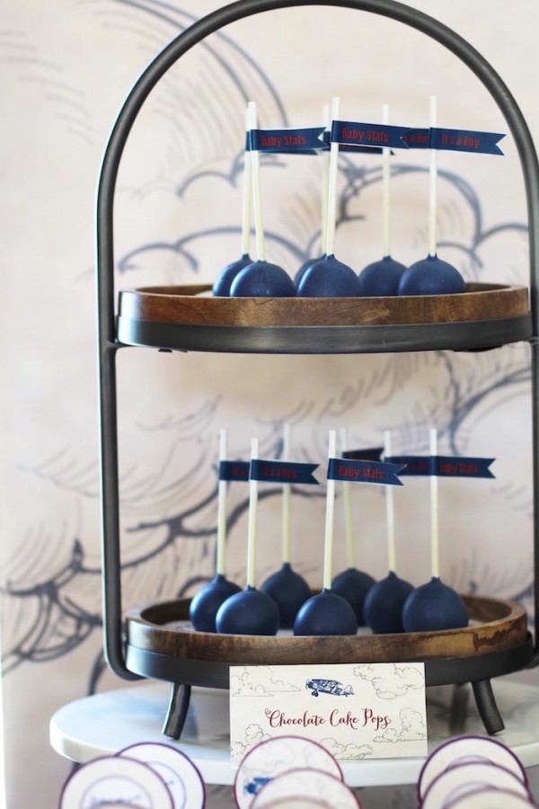 Classic-Airplane-Baby-Shower-Cakepops