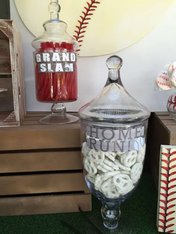 Classic-Baseball-Baby-Shower-Treats