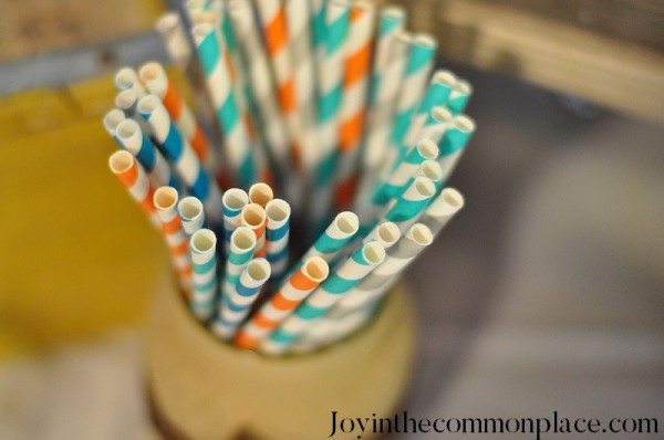Classic-Hot-Air-Balloon-Baby-Shower-Straws
