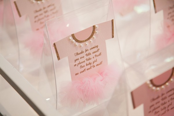 Pink-And-Gold-Tutu-Cute-Baby-Shower-Treat-Bags