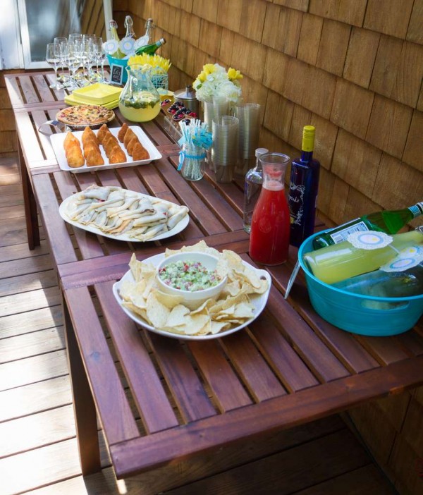 Sweet-Rubber-Ducky-Shower-Food-Table