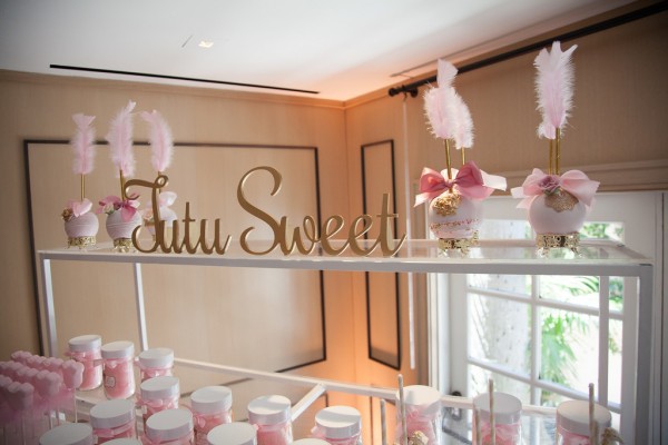 gold-tutu-baby-shower-ballerina-ideas-sweet-desserts