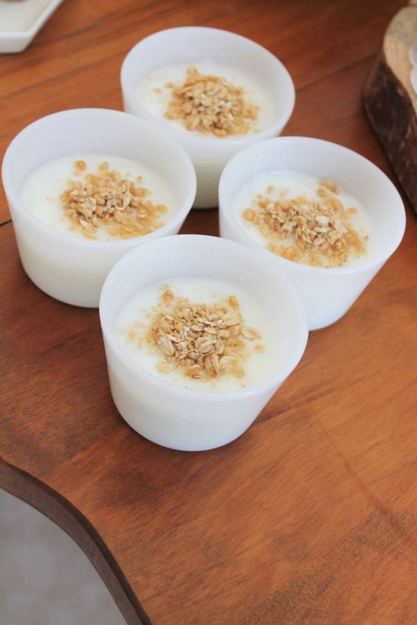 Bright-Bee-Loved-Baby-Shower-Pudding