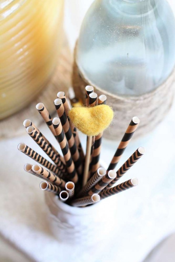 Bright-Bee-Loved-Baby-Shower-Straws