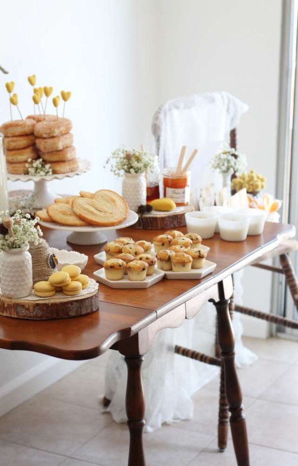 Bright-Bee-Loved-Baby-Shower-Treat-Table