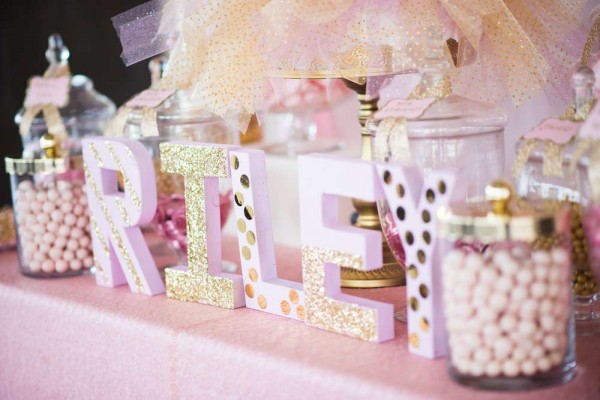 Shimmering-Pink-And-Gold-Baby-Shower-Wooden-Letters