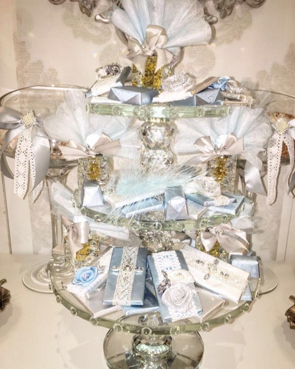 Charming-Silver-Blue-Sky-Baby-Shower-Chocolate-Bars