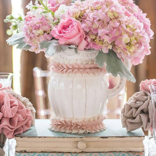 ruffled-ribbon-trim-for-mommy-to-be-chair