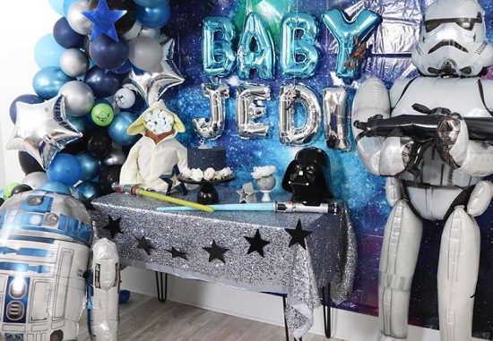 baby jedi baby shower set up