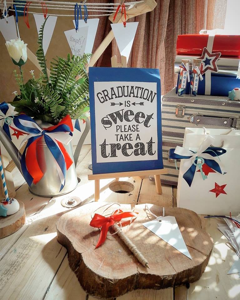 graduation-party-ideas-sweet-treats