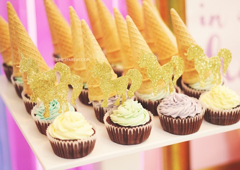 Sparkle Unicorn cupcakes
