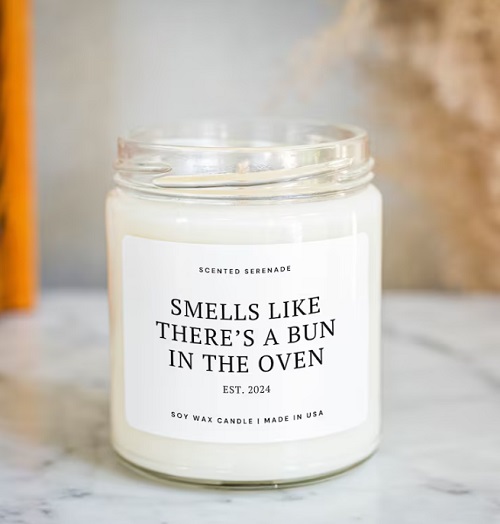 smells like theres a bun in the oven candle