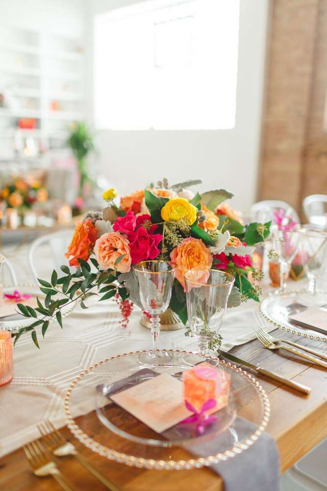 whimsical-little-miss-baby-shower-floral-centerpiece