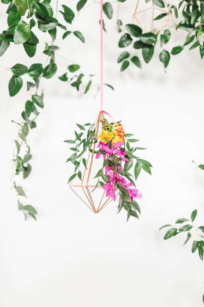 whimsical-little-miss-baby-shower-hanging-flowers