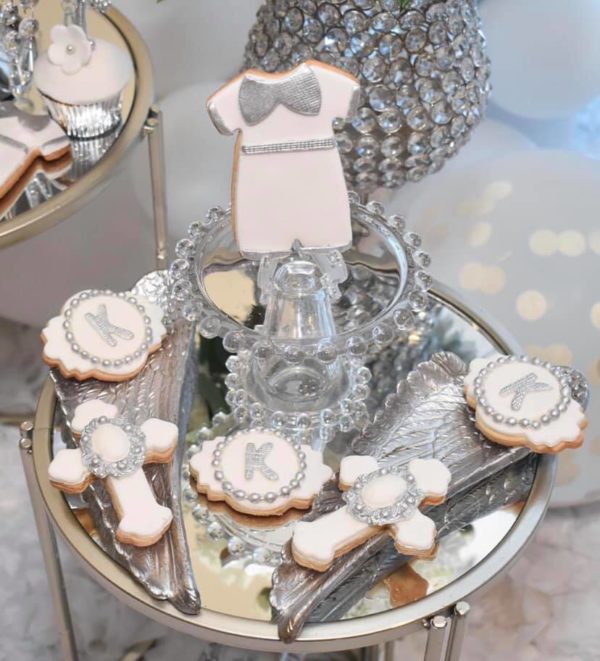 silver-glittery-cookies