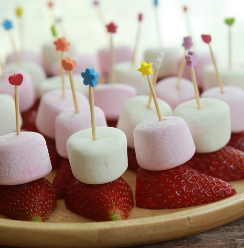 marshmallow and strawberry treats