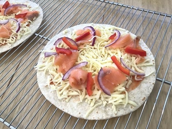 smoked salmon pizza wrap