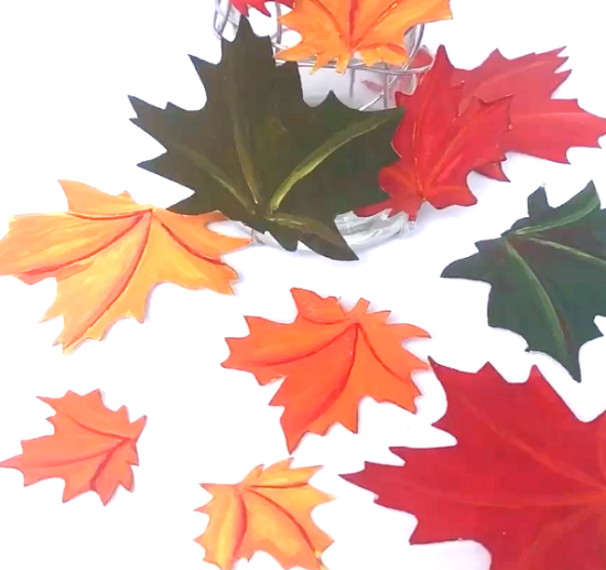 DIY Spiral Fall Leaves Décor