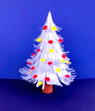 simple paper christmas tree for kids