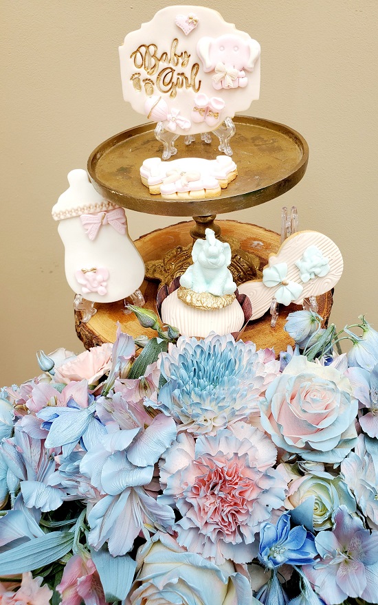 Gender Reveal Baby Pink & Blue Bouquet