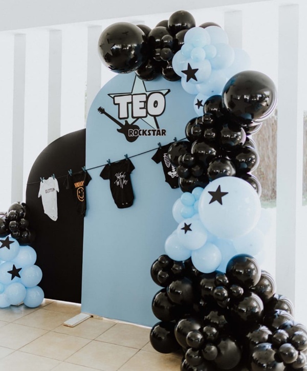 boy rockstar baby shower backdrop balloon garland