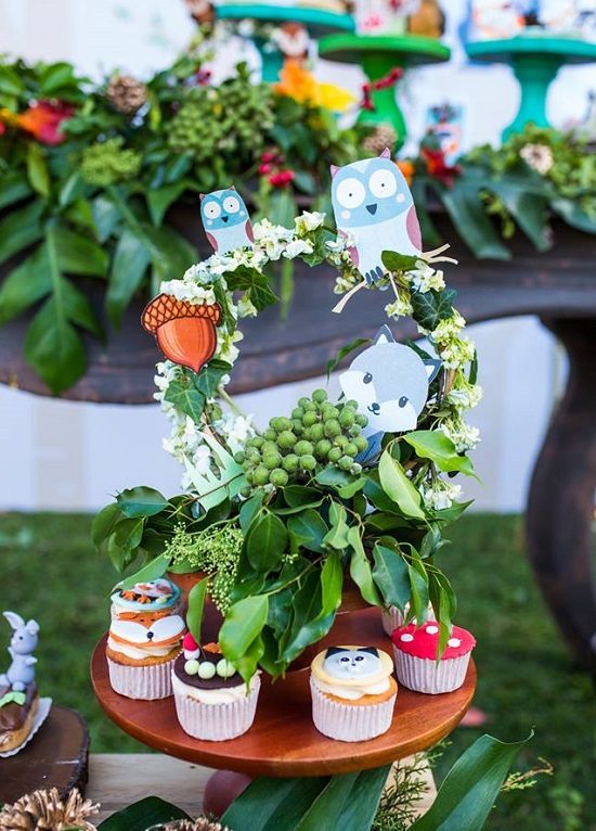 cute woodland animal cupcakes