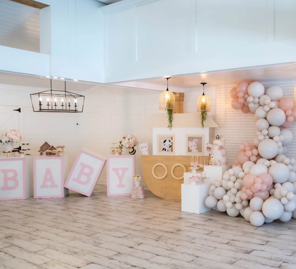 pink noahs ark themed decorations